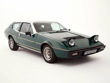 Lotus Elite II, Универсал 3 дв. — вид спереди справа