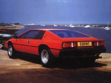 Lotus Esprit II, Купе — вид сзади справа