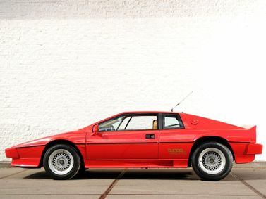 Lotus Esprit III, Купе — вид слева