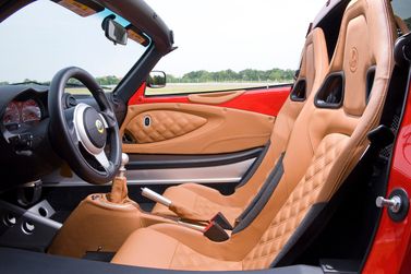 Lotus Exige III, Родстер — место водителя