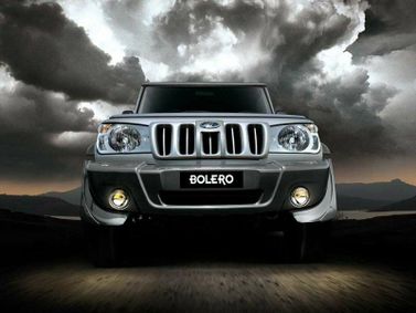 Mahindra Bolero, Внедорожник 5 дв. — вид спереди