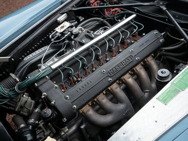 Maserati 3500 GT، قابلة للتحويل Spyder — حجرة المحرك