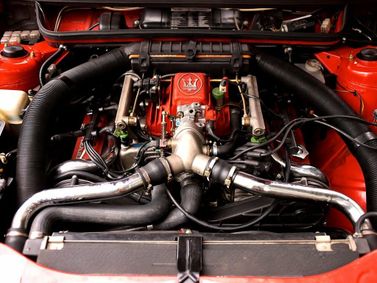Maserati Biturbo, Купе — моторный отсек