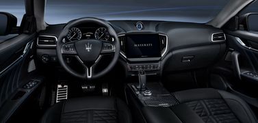 Maserati Ghibli ثالثاً فيس ليفت 2، سيدان — لوحة القيادة