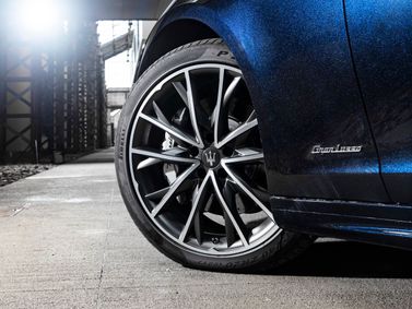 Maserati Ghibli ثالثاً فيس ليفت 2، سيدان — جنط العجلة