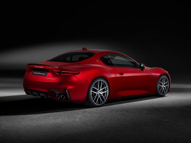 Maserati GranTurismo II, Купе — вид сзади в три четверти