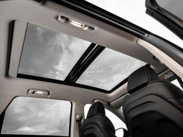 Maxus EUNIQ 6, Внедорожник 5 дв. — общий вид салона