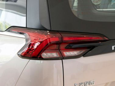Maxus G50 I Рестайлинг, Минивэн — задний фонарь