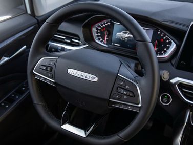Maxus G50, Минивэн — рулевое колесо
