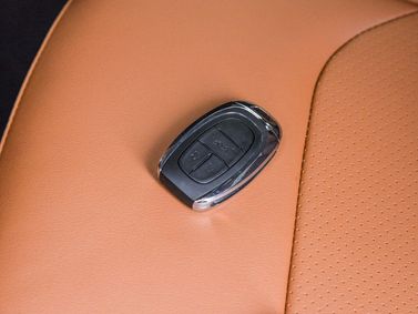 Maxus G50 Plus, Минивэн — деталь интерьера