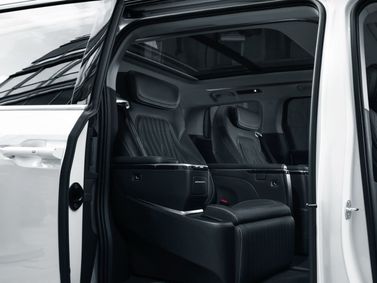 Maxus MIFA 9، ميني فان — المقاعد الخلفية
