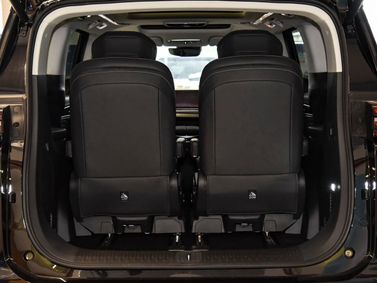 Maxus MIFA 9، ميني فان — المقاعد الخلفية