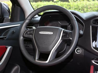 Maxus T70 II, Пикап двойная кабина — рулевое колесо