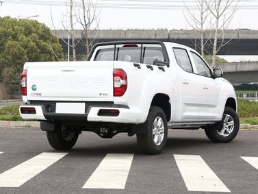 Maxus T70 II, Пикап двойная кабина — вид сзади в три четверти