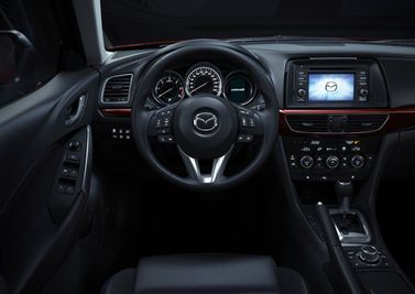Mazda 6 III (GJ)، واجون 5 أبواب — منطقة السائق