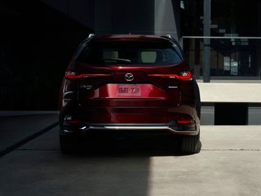 Mazda CX-90، دفع رباعي 5 أبواب — منظر خلفي