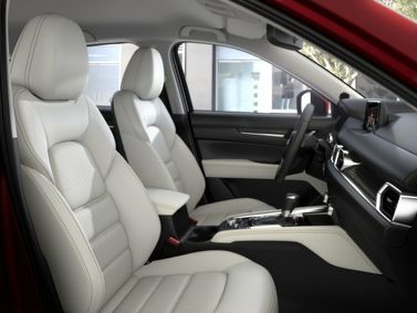 Mazda CX-5 ثانياً، دفع رباعي 5 أبواب — منظر عام للمقصورة