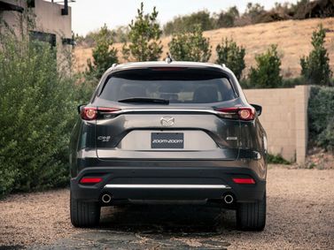 Mazda CX-9 ثانياً، دفع رباعي 5 أبواب — منظر خلفي