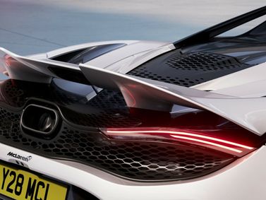 McLaren 750S, Родстер Spider — задний фонарь