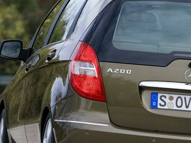 Mercedes-Benz A-Class II (W169) فيس ليفت II (W169)، هاتشباك 5 أبواب — منظر خلفي أيمن
