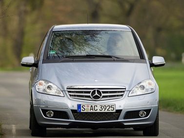 Mercedes-Benz A-Class II (W169) فيس ليفت II (W169)، هاتشباك 5 أبواب — منظر أمامي