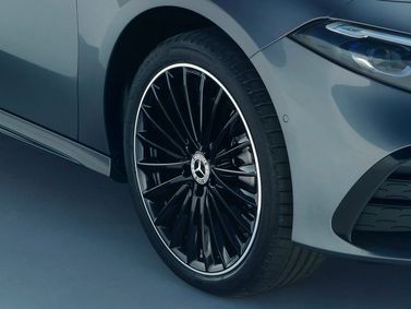 Mercedes-Benz A-Class عملية فيس ليفت IV (W177)، هاتشباك 5 أبواب — جنط العجلة