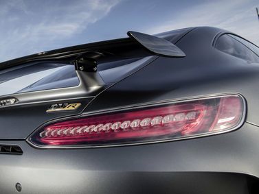 Mercedes-Benz AMG GT أنا فيس ليفت، كوبيه — الجزء الخلفي من السيارة عن قرب