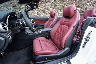 Mercedes-Benz C-Class عملية فيس ليفت IV (W205)، قابلة للتحويل — منظر عام للمقصورة