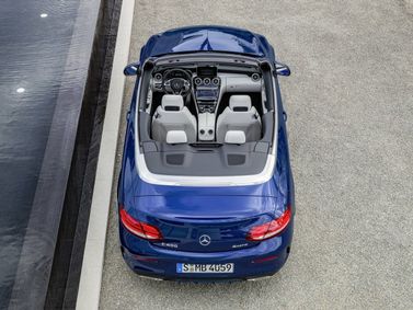 Mercedes-Benz C-Class IV (W205)، قابلة للتحويل — منظر عام للمقصورة