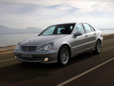 Mercedes-Benz C-Class فيس ليفت II (W203) II (W203)، سيدان — منظر أمامي أيمن