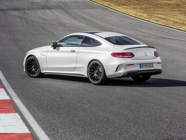 Mercedes-Benz C-Class AMG IV (W205)، كوبيه — منظر خلفي أيمن