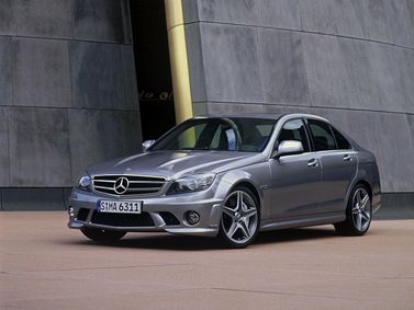 Mercedes-Benz C-Class AMG III (W204)، سيدان — منظر أمامي أيمن