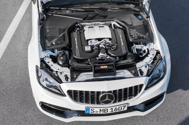 Mercedes-Benz C-Class AMG عملية فيس ليفت IV (W205)، كوبيه — حجرة المحرك