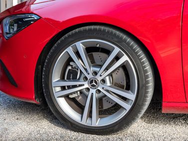 Mercedes-Benz CLA II (ج 118، س 118)، سيدان — جنط العجلة
