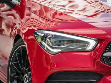Mercedes-Benz CLA II (ج 118، س 118)، سيدان — المصباح الأمامي