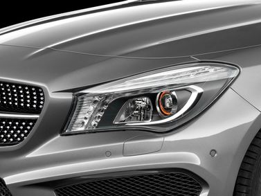 Mercedes-Benz CLA I (C117، X117)، واجون 5 أبواب — المصباح الأمامي