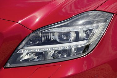Mercedes-Benz CLS II (C218)، واجون 5 أبواب — المصباح الأمامي