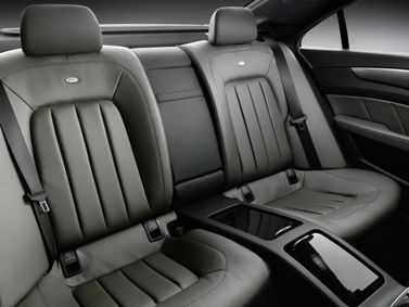 Mercedes-Benz CLS II (C218)، سيدان — المقاعد الخلفية