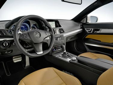 Mercedes-Benz E-Class IV (W212، S212، C207)، كوبيه - سقف صلب — منطقة السائق