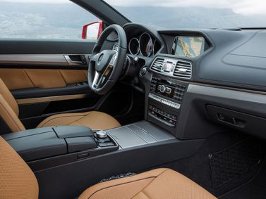 Mercedes-Benz E-Class عملية فيس ليفت IV (W212، S212، C207)، كوبيه - سقف صلب — منطقة السائق