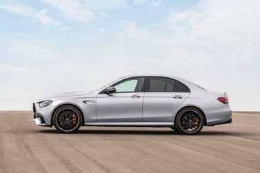 Mercedes-Benz E-Class AMG عملية فيس ليفت V (W213)، سيدان — منظر من الجانب الأيسر