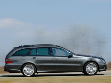 Mercedes-Benz E-Class AMG عملية فيس ليفت III (W211، S211)، واجون 5 أبواب — منظر من الجانب الأيسر