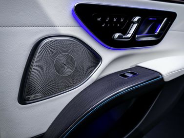 Mercedes-Benz EQS I عملية شد الوجه، ليفتباك — تفصيل داخلي