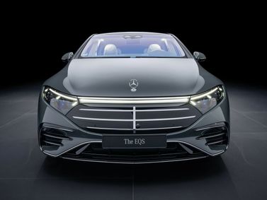 Mercedes-Benz EQS I عملية شد الوجه، ليفتباك — منظر أمامي