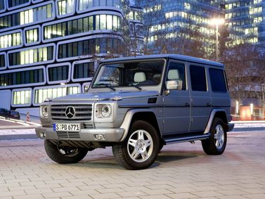 Mercedes-Benz G-Class II (W463 W463) فيس ليفت 2، دفع رباعي 5 أبواب — منظر أمامي أيمن