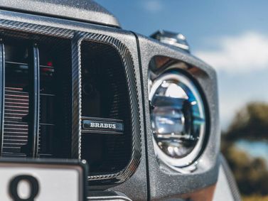 Mercedes-Benz G-Class AMG II (W463)، بيك أب بكابينة مزدوجة — منظر أمامي
