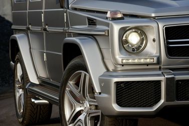 Mercedes-Benz G-Class AMG I (W463) عملية فيس ليفت 2، دفع رباعي 5 أبواب — منظر أمامي أيمن