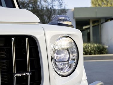 Mercedes-Benz G-Class AMG II (W463)، دفع رباعي 5 أبواب — المصباح الأمامي
