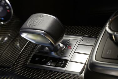 Mercedes-Benz G-Class AMG I (W463) عملية فيس ليفت 2، دفع رباعي 5 أبواب — محدد ناقل الحركة