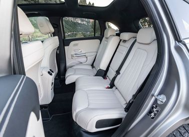 Mercedes-Benz GLA II (H247)، دفع رباعي 5 أبواب — المقاعد الخلفية